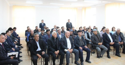 Yenikənddə səyyar qəbul keçirildi