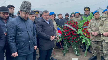 Goranboylu hərbiçimiz, Vətən Müharibəsi iştirakçısı, avtoqəzada vəfat edən  kapitan Araz Nazarov bu gün dəfn edildi.