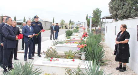 “27 sentyabr-Anım Günü”nün beşinci ildönümü ilə bağlı Dəliməmmədlidə  şəhidlərimizin məzarları ziyarət olundu