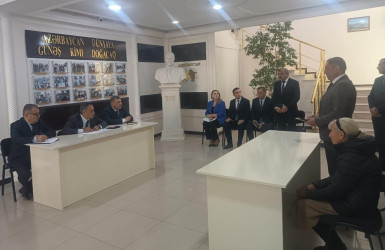 Goranboy rayon İcra Hakimiyyətində İcra Başçısı vətəndaşların müraciətlərini dinlədi