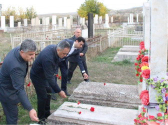 Şəfəq kəndində şəhidlərimizin  məzarları ziyarət edildi