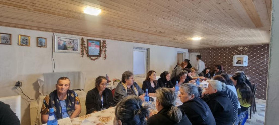 Fəxralı kəndindən  Vətən Müharibəsi şəhidimiz Yusibov Kərim Həsrət oğlunun  ildönümündə məzarı və ailəsi ziyarət olundu.