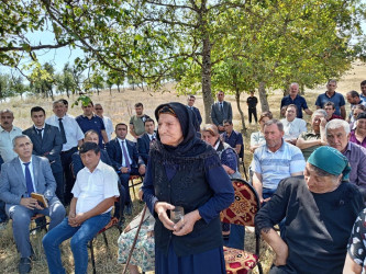 Mənəşli kəndində səyyar qəbul keçirildi
