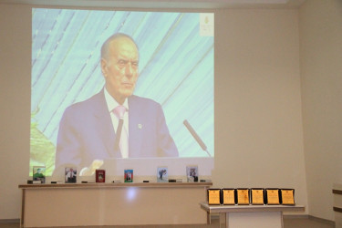 Goranboyda Ümummilli Lider Heydər Əliyevin 103-cü ildönümü ilə bağlı "Vətənə, xalqa həsr edilən ömür" mövzusunda konfrans keçirildi