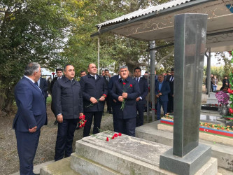 Bağçakürd kəndində şəhidlərimizin  məzarları ziyarət olundu.