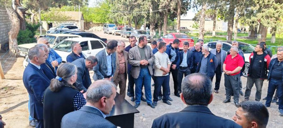 Bağçakürd kəndində su istifadəçiləri ilə görüş keçirildi