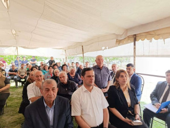 Goranboyda növbəti səyyar qəbul Qurbanzadə kəndində keçirildi