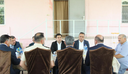 Qızılhacılı qəsəbəsində 1-ci Qarabağ müharibəsi əlili səhhəti ilə bağlı evində ziyarət  edildi