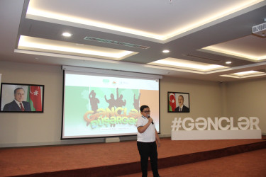 Goranboy Olimpiya İdman Kompleksində "Konstitusiya və Suverenlik ili" çərçivəsində, gənclər düşərgəsinin açılış mərasimi keçirildi