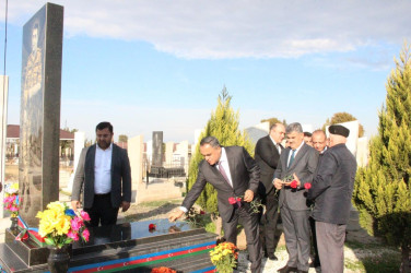 Xoylu və Yolqulular kəndlərində şəhidlərimizin  məzarları ziyarət edildi
