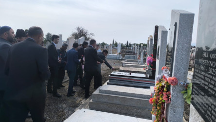 Goranboyda şəhidlərin ildönümü ilə bağlı məzarları ziyarəti davam edir