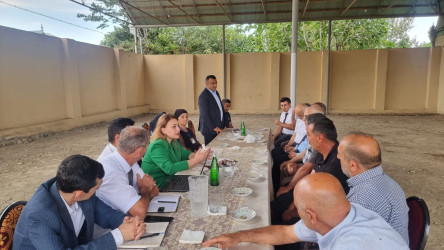“Konstitusiya və Suverenlik İli” ilə bağlı,  Zeyvə kəndində şəhid ailələri ilə növbəti görüş keçirildi