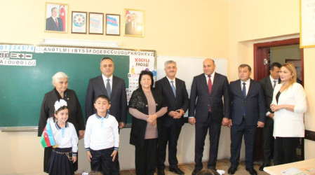 Goranboyda icra başçısı “15 sentyabr-Bilik Günü” münasibətilə Tatarlı kənd tam orta məktəbində oldu
