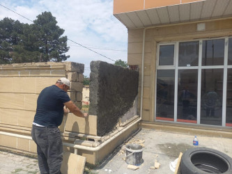 Goranboyda yolkənarı ərazilərdə abadlıq işləri davam etdirilir