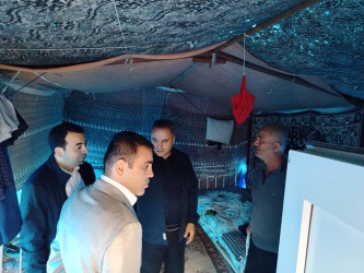 Goranboyda İcra Başçısı və deputat Gülüstan yaylağına köç etmiş qoyunçuluq təsərrüfatlarında oldular