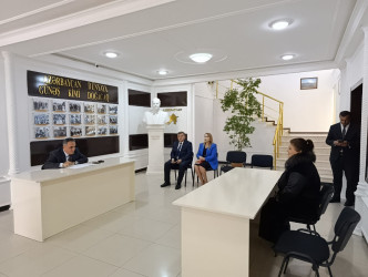 Goranboy rayon İcra Hakimiyyətində vətəndaşlar  qəbul edildi, müraciətləri dinlənildi