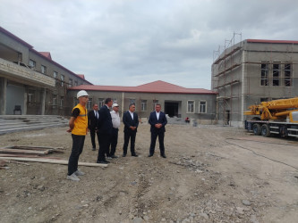 Goranboyda yeni inşa olunan internat tipli gimnaziyada tikinti işlərinin gedişinə baxış keçirildi