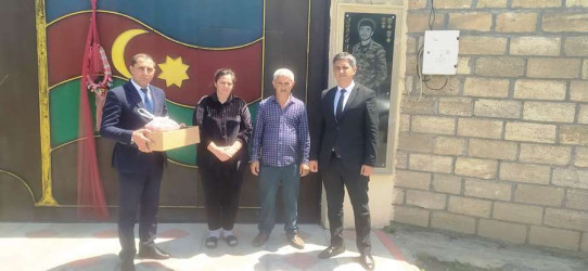 Goranboyda Qurban bayramı münasibətilə şəhid, qazi və aztəminatlı ailələr ziyarət olundu, bayram sovqatları verildi