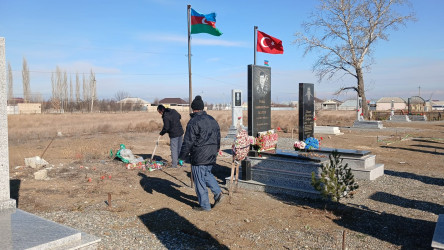 Goranboyda 20 Yanvar faciəsinin 36-cı ildönümü ilə bağlı Şəhidlər Xiyabanları, Abidə-Xatirə Kompleksləri və qəbirstanlıqlarında təmizlik işləri aparıldı