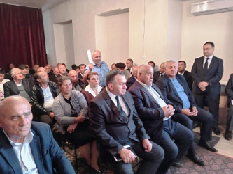 Nizami kəndində səyyar qəbul keçirildi