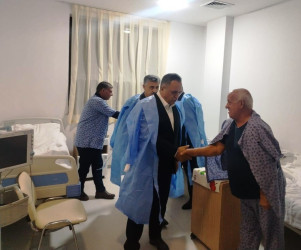 Goranboyda İcra Başçısı xəstəxanada müalicə alan şəhid atalarını ziyarət etdi