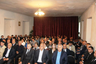 Nizami kəndində səyyar qəbul keçirildi