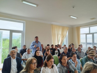Xınalı kəndində səyyar qəbul keçirildi