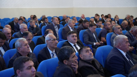 Goranboyda “Aqrar sahədə dövlətin dəstək mexanizmləri” mövzusunda panel müzakirələr və toxum sərgi-satış yarmarkası keçirildi