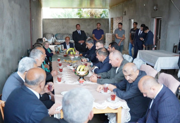 Goranboyda İcra başçısının Şəhid ailələrini ziyarəti davam edir