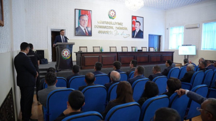 Goranboyda “Aqrar sahədə dövlətin dəstək mexanizmləri” mövzusunda panel müzakirələr və toxum sərgi-satış yarmarkası keçirildi