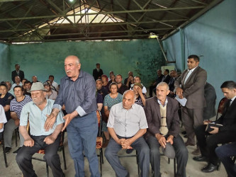 Todan kəndində səyyar qəbul  keçirildi