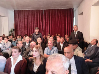 Nizami kəndində səyyar qəbul keçirildi