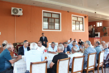 Goranboy Rayon İcra Hakimiyyətinin başçısı Nərimanlı kəndində sakinlərlə görüş keçirdi