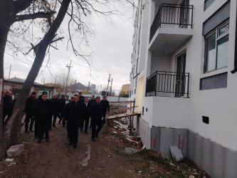 Möhtərəm Prezidentimiz cənab İlham Əliyevin tapşırığına əsasən, Goranboyda sakinlərin mənzil-məişət şəraitinin yaxşılaşdırılması ilə bağlı əməli tədbirlər davam etdirilir
