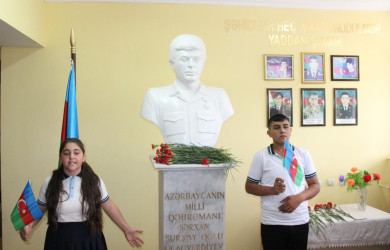 Goranboyda icra başçısı “15 sentyabr-Bilik Günü” münasibətilə Tatarlı kənd tam orta məktəbində oldu