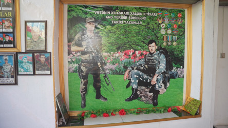 Goranboyda İcra başçısı Şəhid atasını evində ziyarət etdi.