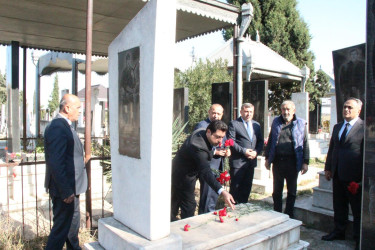 Düzqışlaq kəndində şəhidlərimizin məzarları ziyarət edildi
