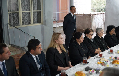 Goranboyda İcra başçısının Şəhid ailələrini ziyarəti davam edir