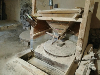 Goranboyda İcra başçısı Şadılı kəndində 160 illik tarixə malik su dəyirmanına baxış keçirdi