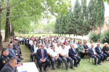 Hazırəhmədli kəndində səyyar qəbul keçirildi