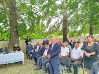 Hazırəhmədli kəndində səyyar qəbul keçirildi